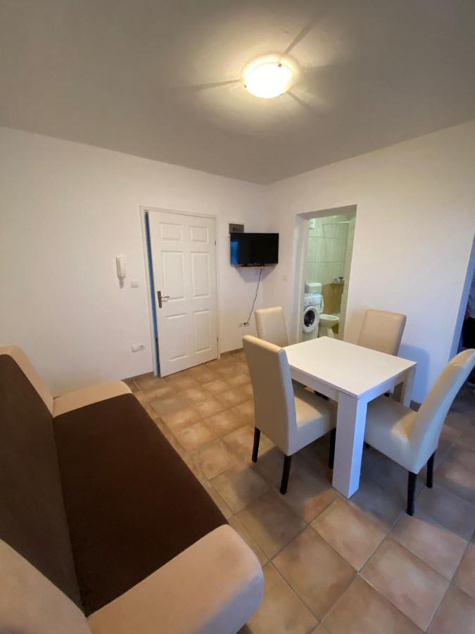 Apartments Dalmatia Sveti Petar  Exterior foto